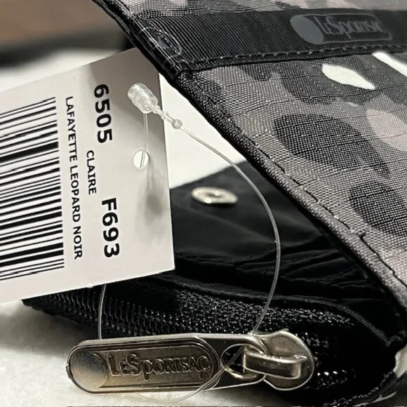 LE SPORTSAC Leopard Noir Bi-Fold Wallet NWT - Picture 15 of 15